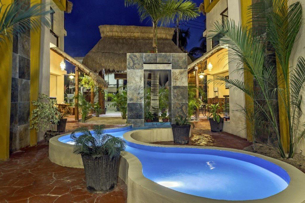 Moon Dreams Villas El Jardin 홀박스아일랜드 외부 사진