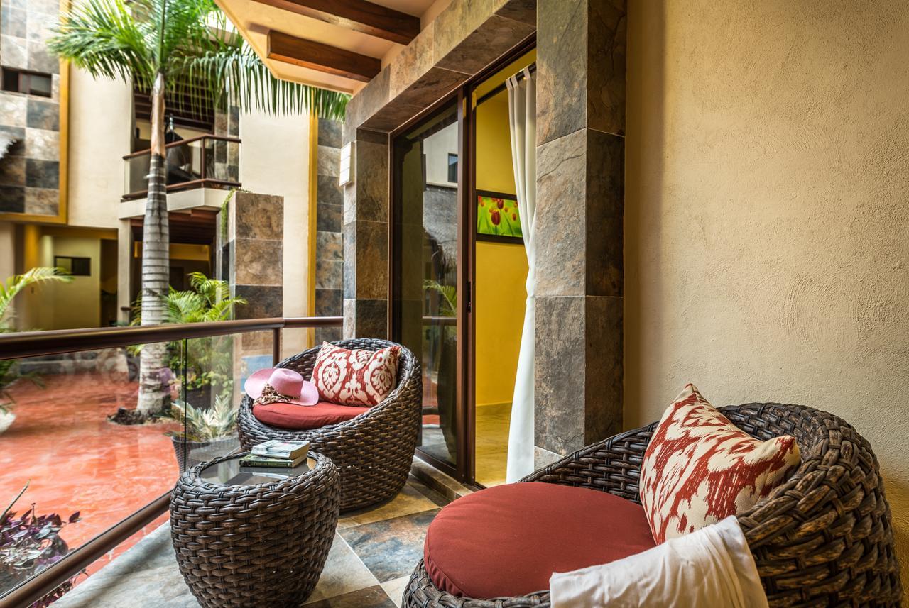 Moon Dreams Villas El Jardin 홀박스아일랜드 외부 사진