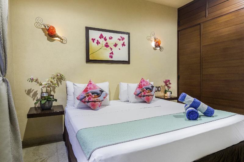Moon Dreams Villas El Jardin 홀박스아일랜드 외부 사진